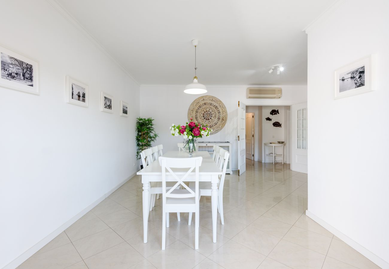 Apartamento em Albufeira - Amazing Apartment in Albufeira