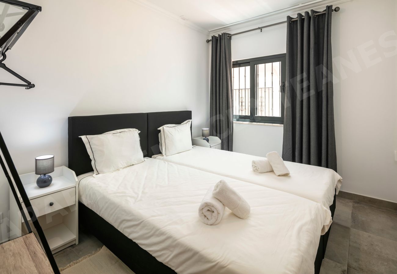 Apartamento em Carvoeiro - Apartment Centeanes