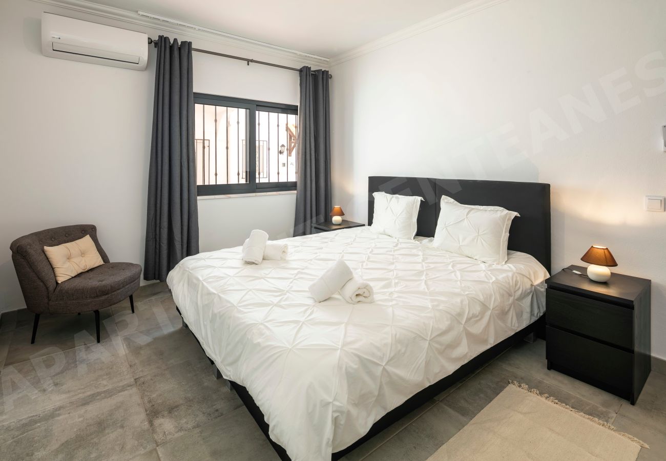 Apartamento em Carvoeiro - Apartment Centeanes