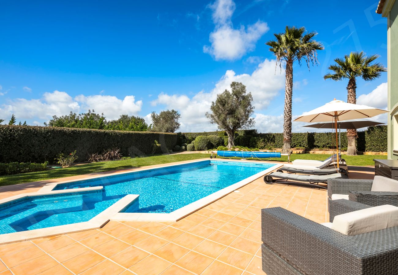 Villa in Carvoeiro - Pinta Golf 275